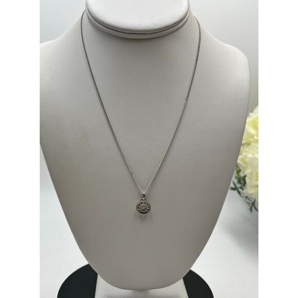 Unique Designs UD 925 Sterling Silver Round Diamond Chip Pendant Necklace - Picture 1 of 14
